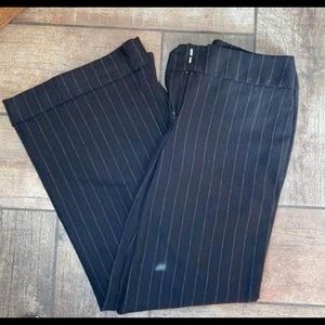 NY and Co - Black with tan pin stripe - wide leg - Size XS (fits like a small)